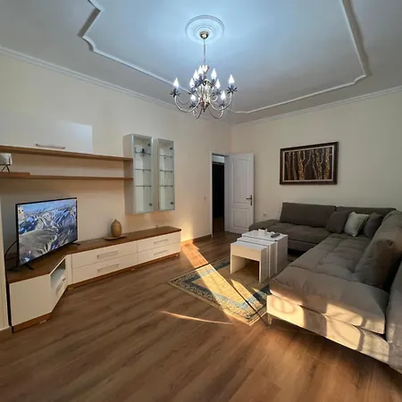 Center Apartment